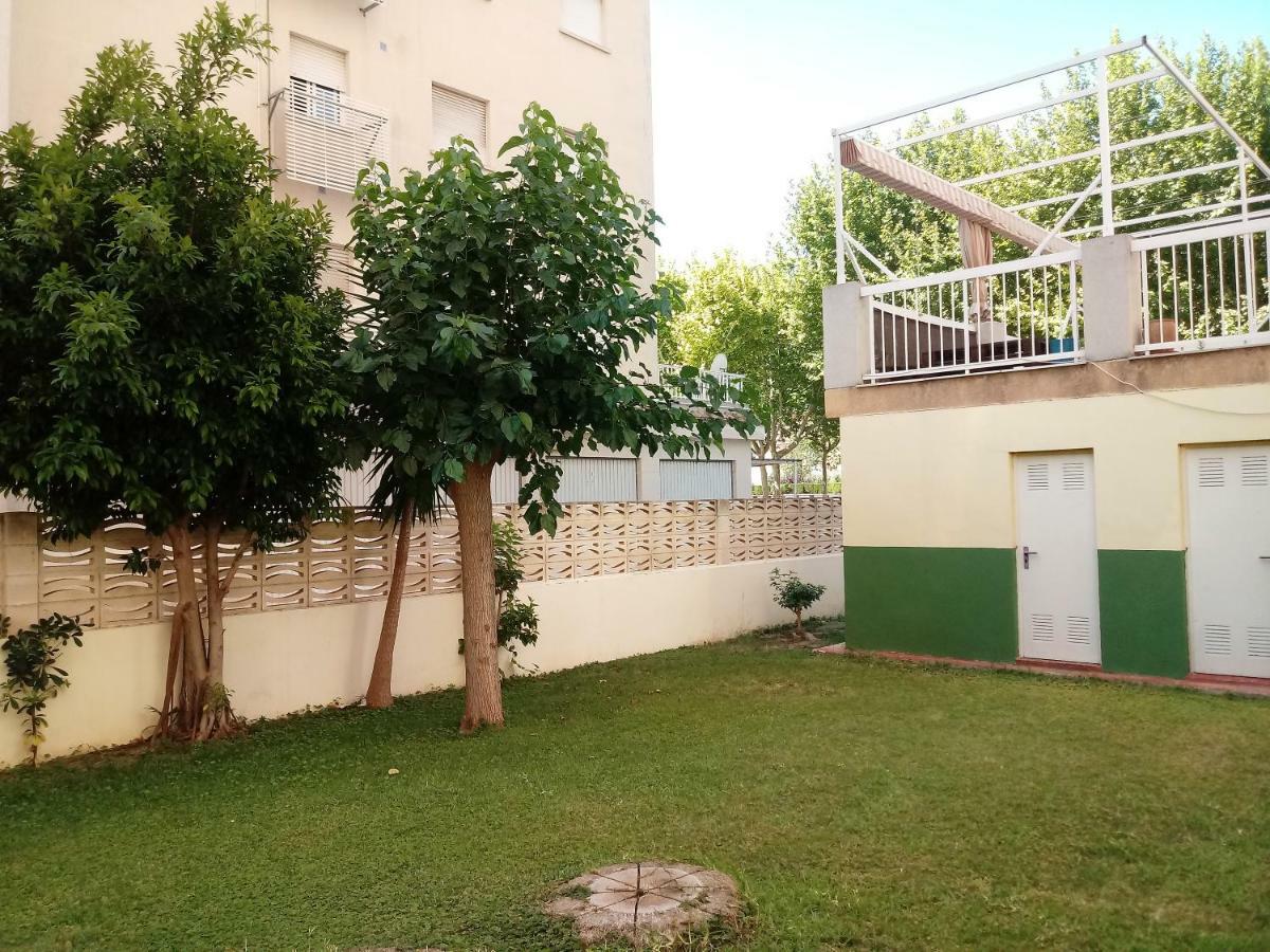 Apartamentos Gandia Grau Y Playa 3000 Екстериор снимка