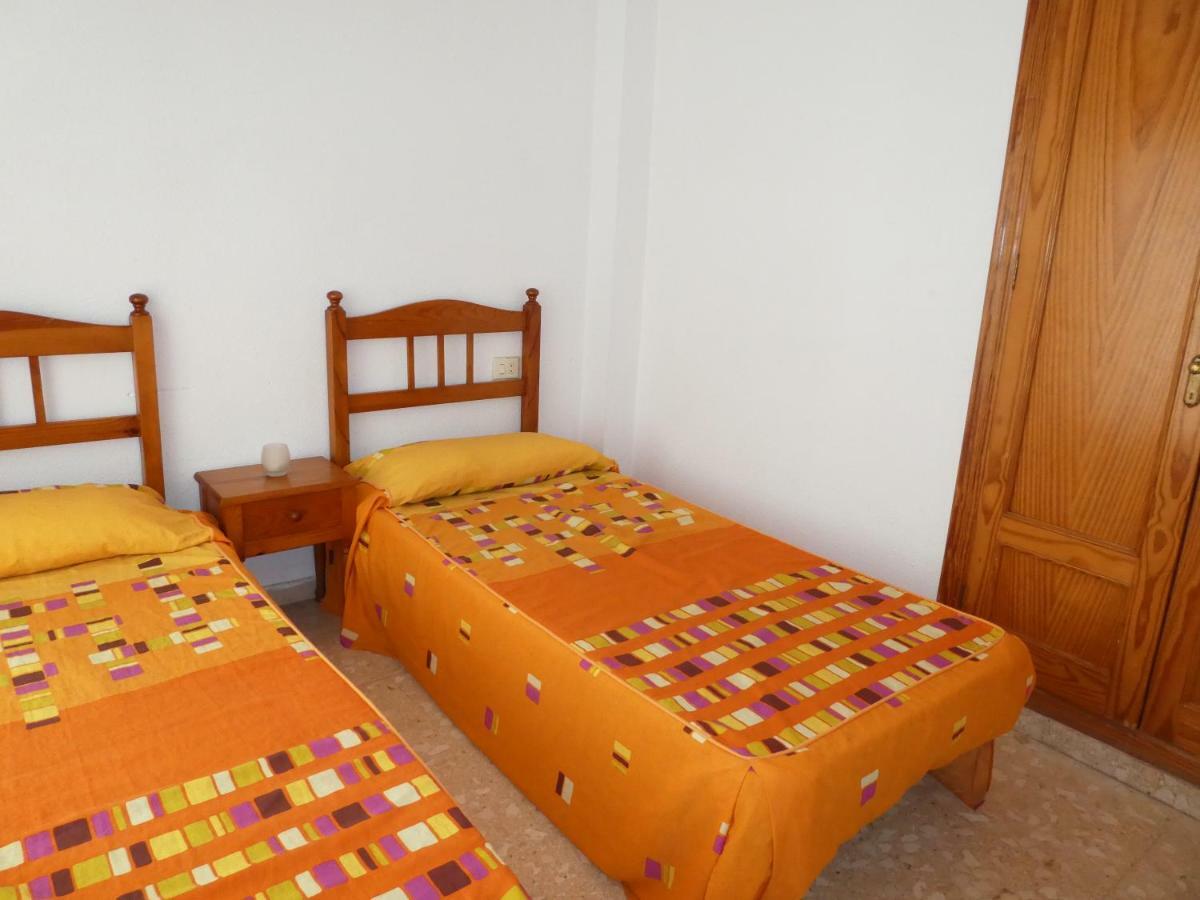 Apartamentos Gandia Grau Y Playa 3000 Екстериор снимка