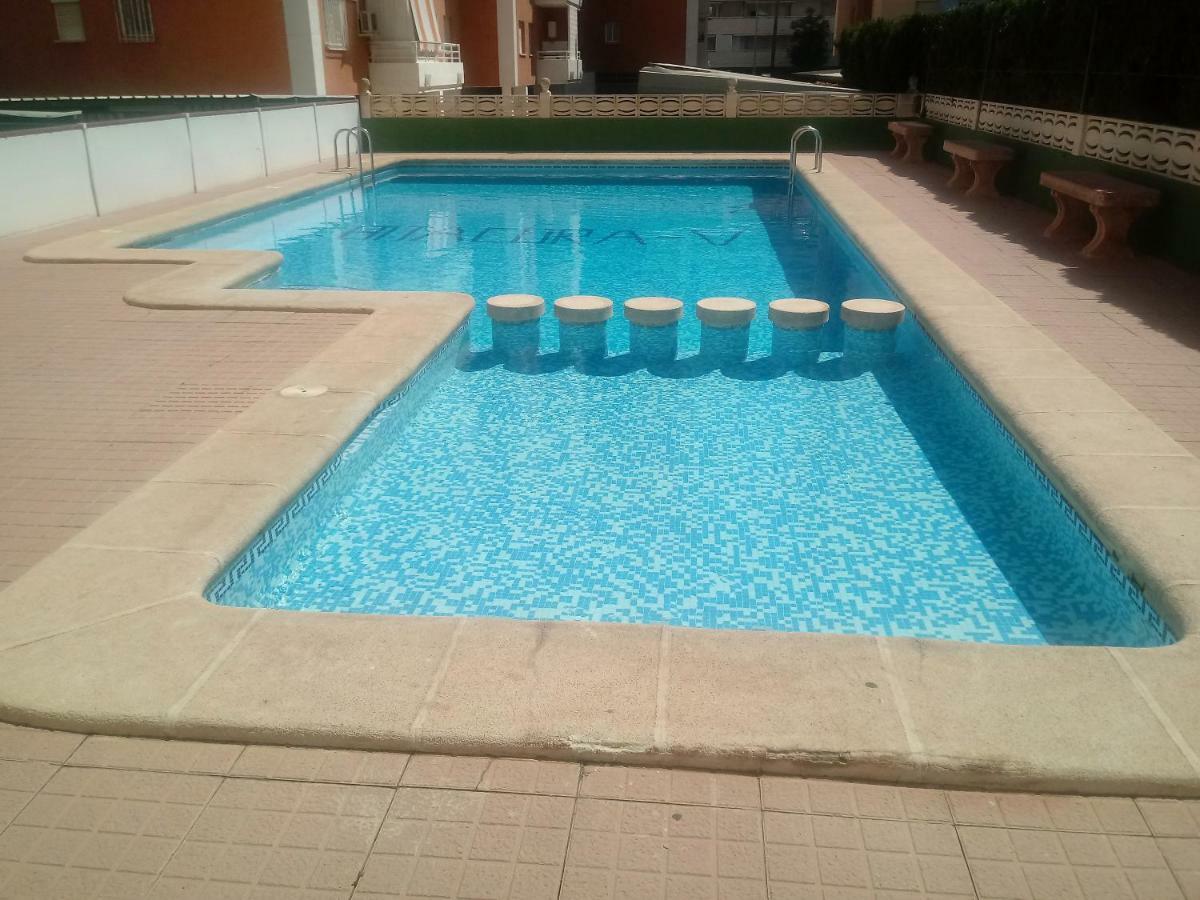 Apartamentos Gandia Grau Y Playa 3000 Екстериор снимка