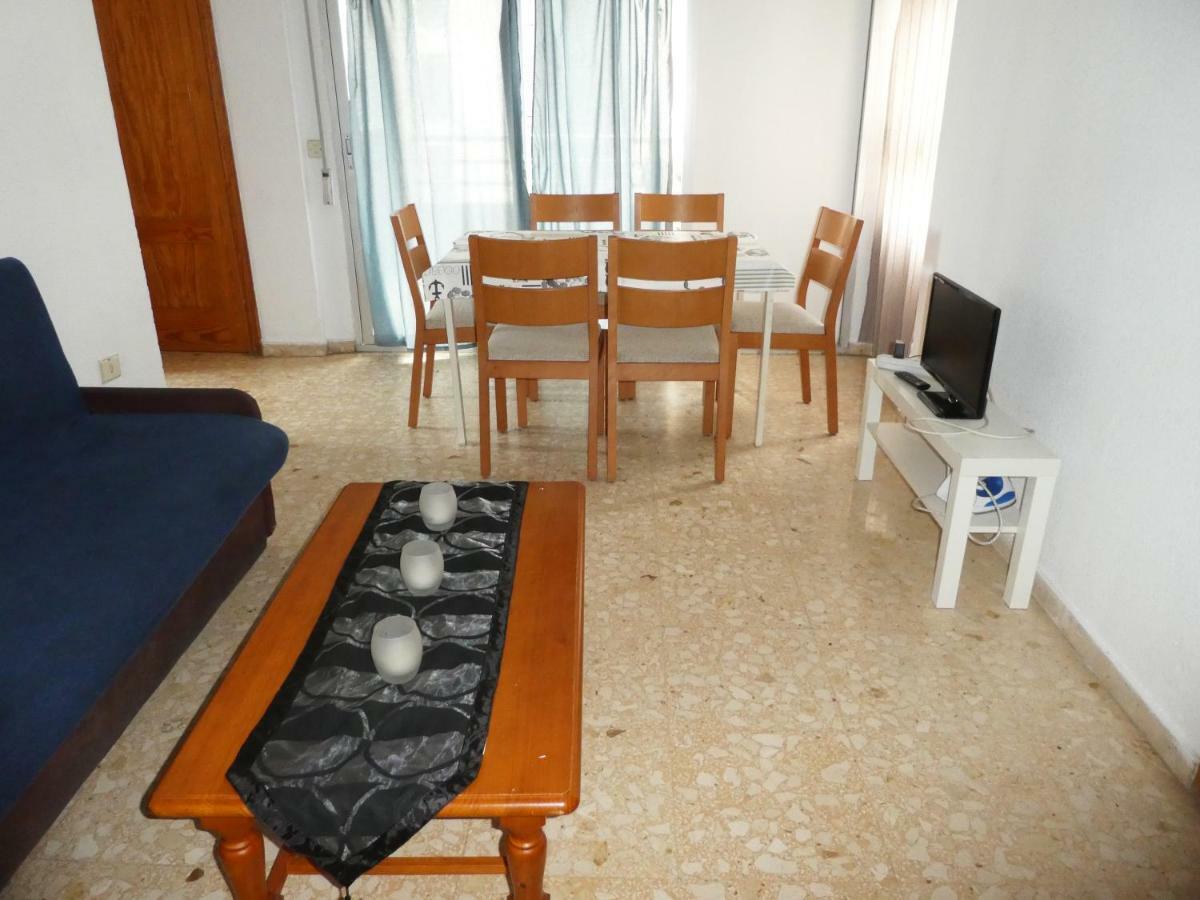 Apartamentos Gandia Grau Y Playa 3000 Екстериор снимка