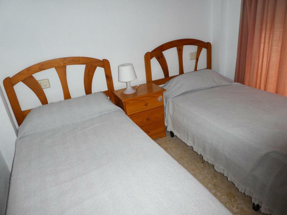 Apartamentos Gandia Grau Y Playa 3000 Екстериор снимка