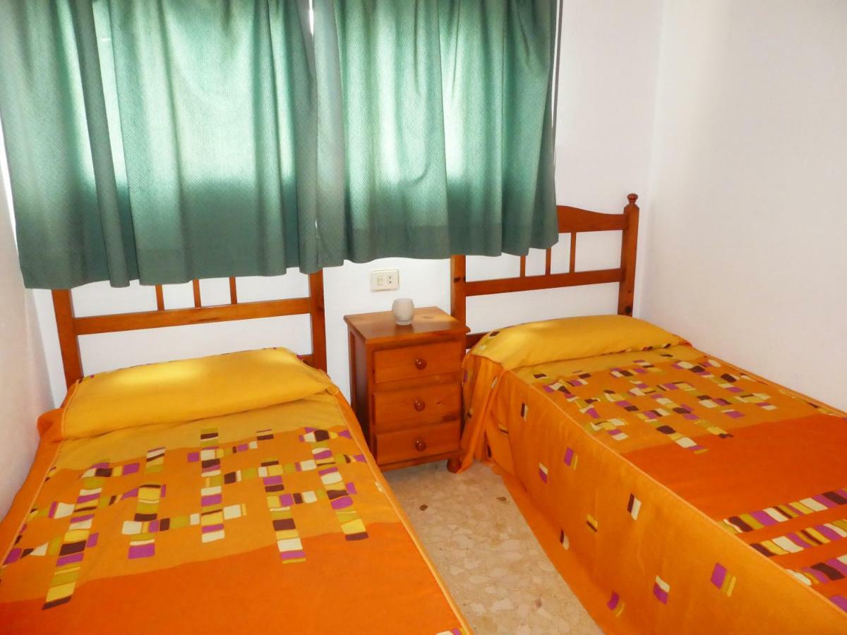 Apartamentos Gandia Grau Y Playa 3000 Екстериор снимка