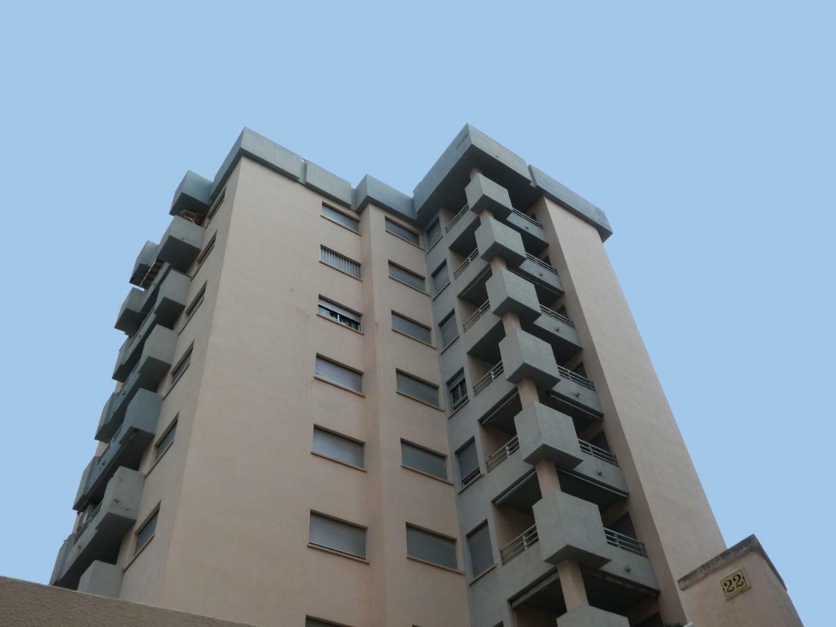 Apartamentos Gandia Grau Y Playa 3000 Екстериор снимка