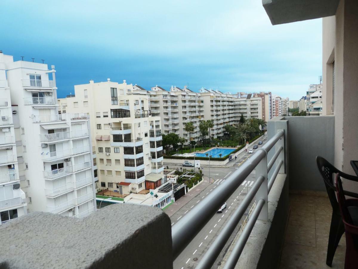 Apartamentos Gandia Grau Y Playa 3000 Екстериор снимка