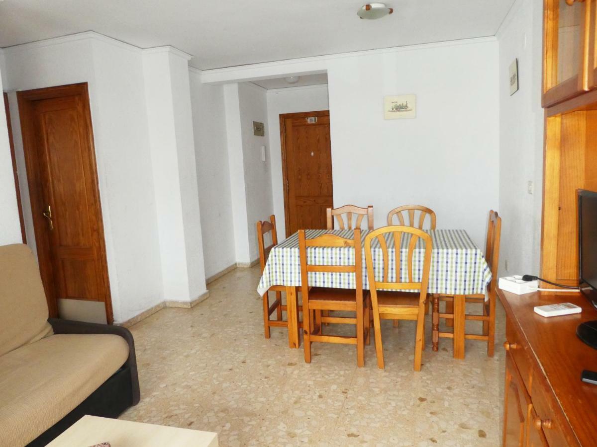 Apartamentos Gandia Grau Y Playa 3000 Екстериор снимка
