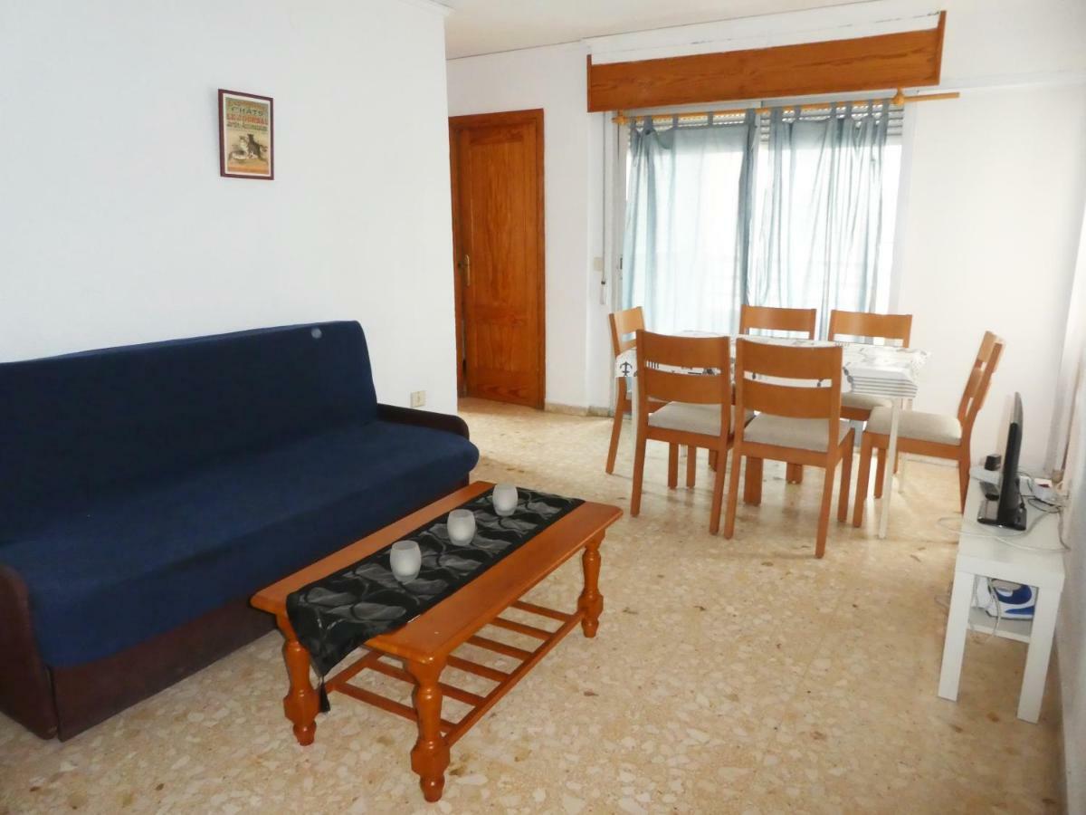 Apartamentos Gandia Grau Y Playa 3000 Екстериор снимка