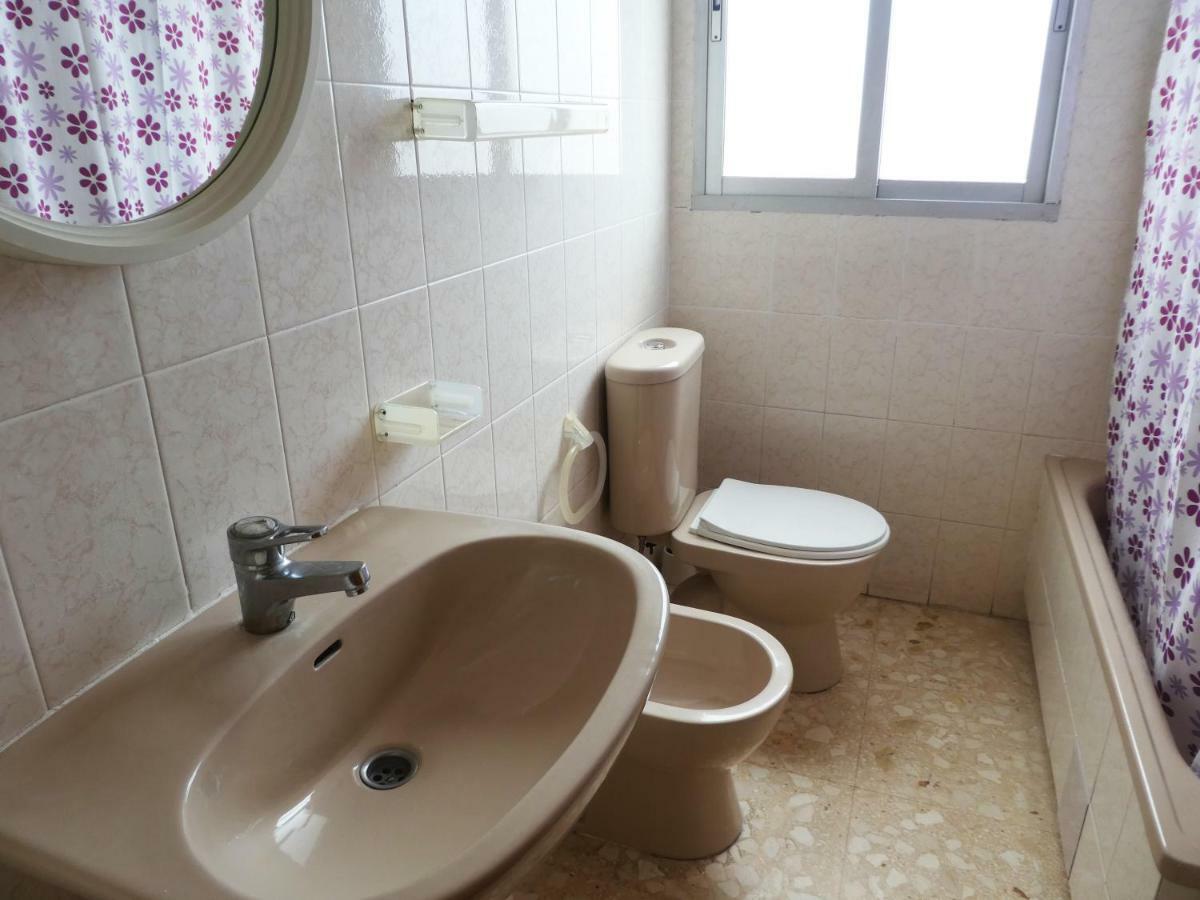 Apartamentos Gandia Grau Y Playa 3000 Екстериор снимка