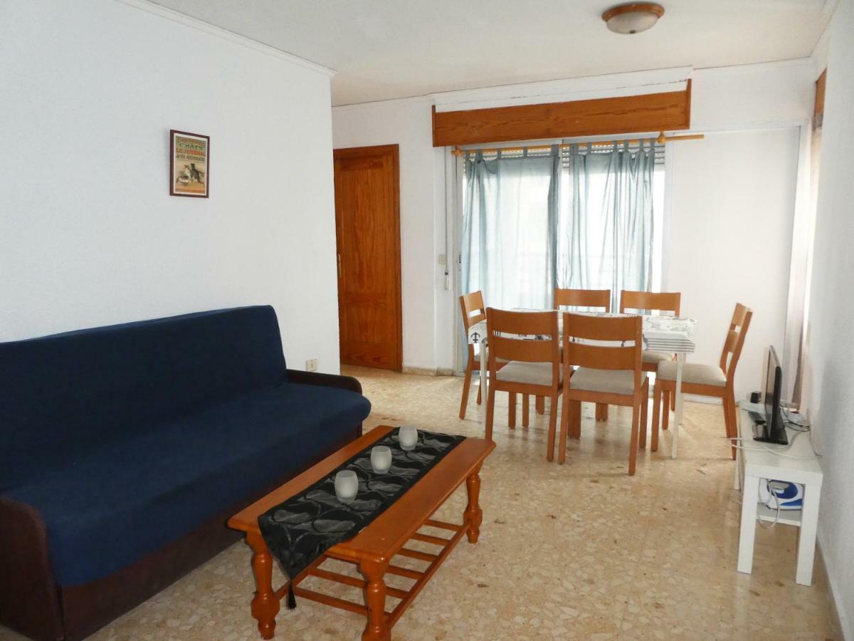 Apartamentos Gandia Grau Y Playa 3000 Екстериор снимка